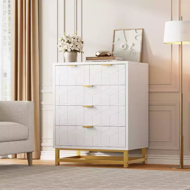Commode à cinq tiroirs et pieds en métal