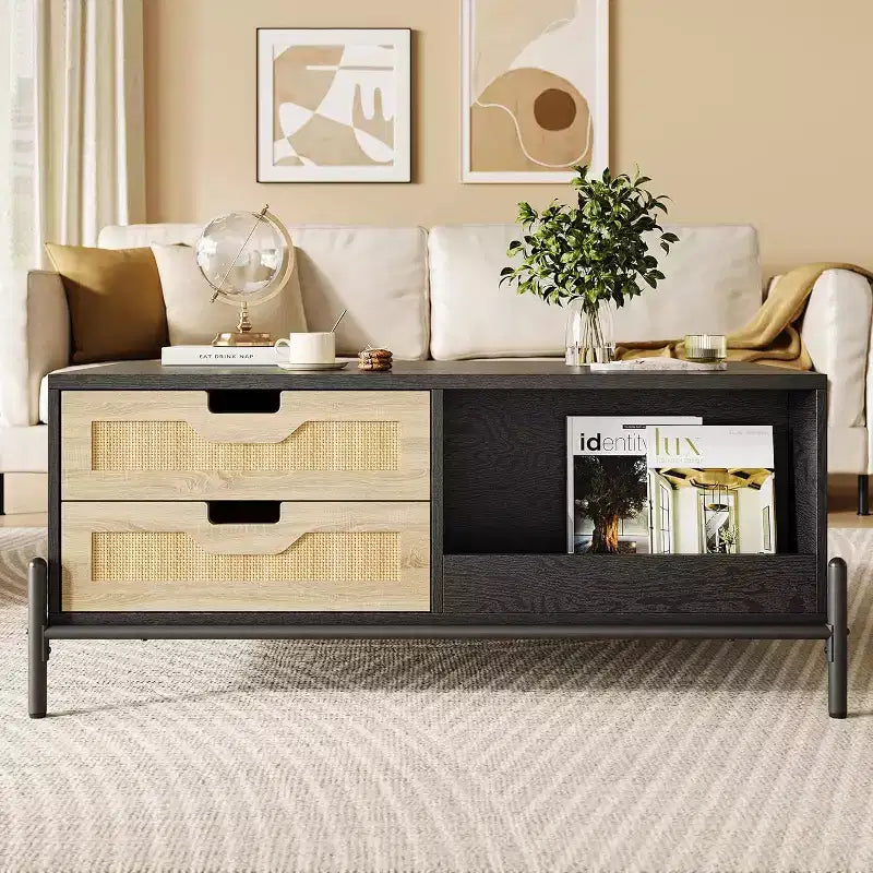 Table basse en rotin de style fermier avec 2 tiroirs, armoire de rangement et étagère ouverte, table d'appoint rectangulaire à cadre métallique, noir et chêne