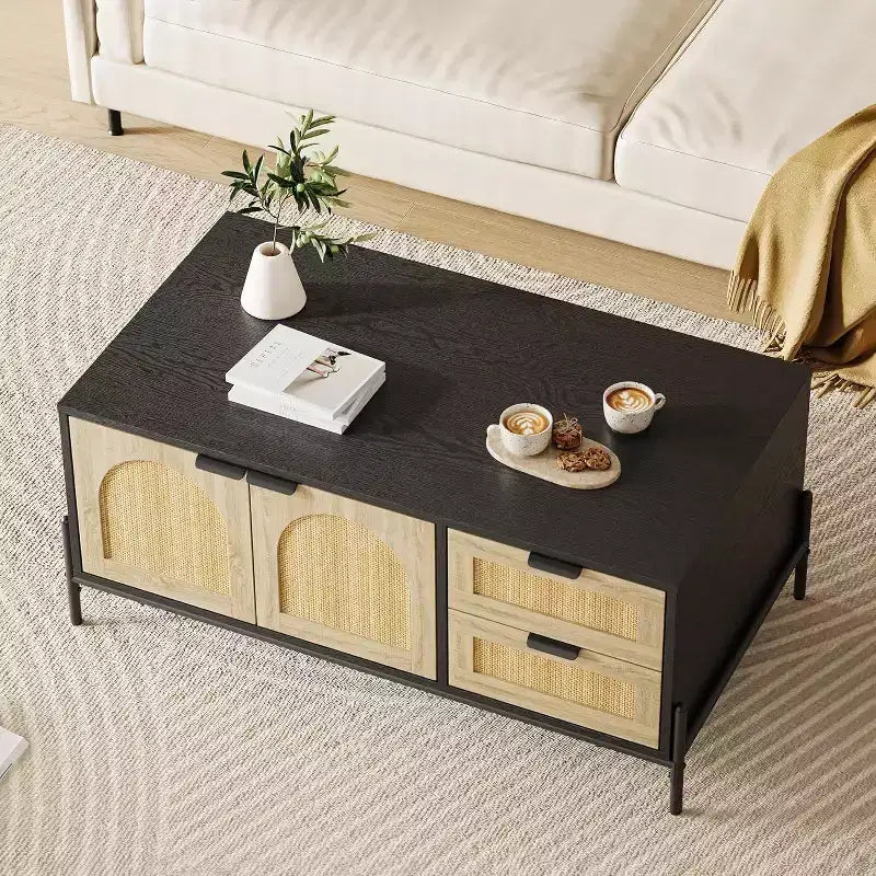 Table basse en rotin de style fermier avec 2 tiroirs, armoire de rangement et étagère ouverte, table d'appoint rectangulaire à cadre métallique, noir et chêne