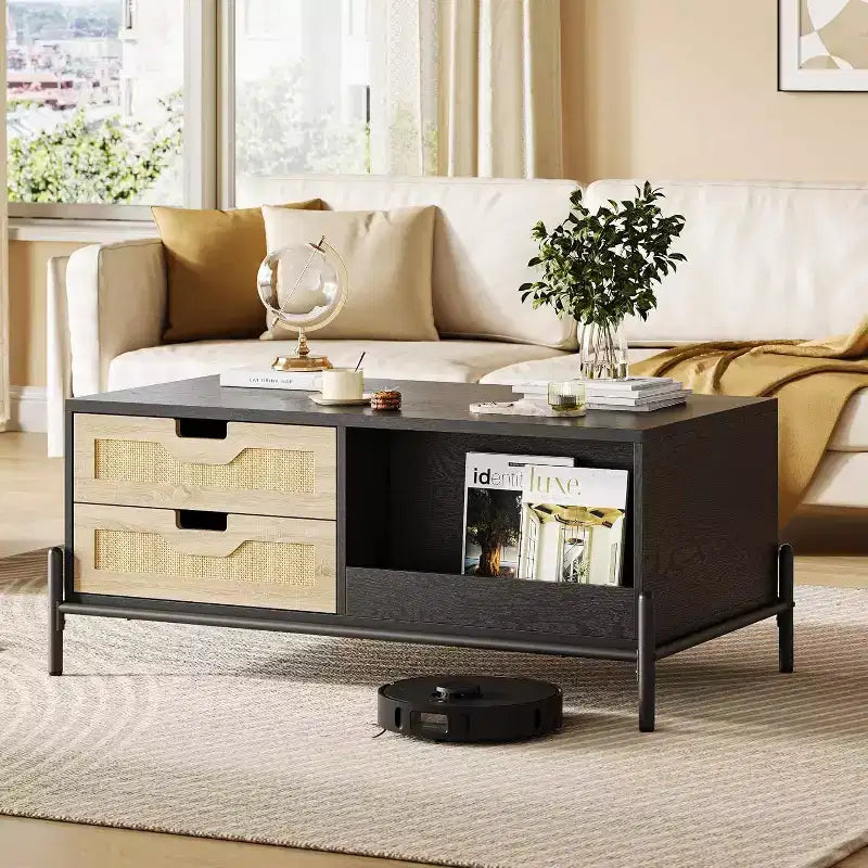 Table basse en rotin de style fermier avec 2 tiroirs, armoire de rangement et étagère ouverte, table d'appoint rectangulaire à cadre métallique, noir et chêne