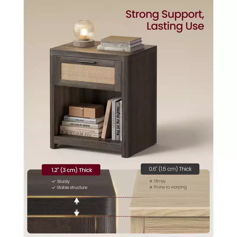Tables de chevet bohèmes avec tiroir aspect rotin, tables d'appoint avec compartiment ouvert, coins arrondis